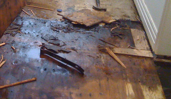 floor wood water leak damage restoration services