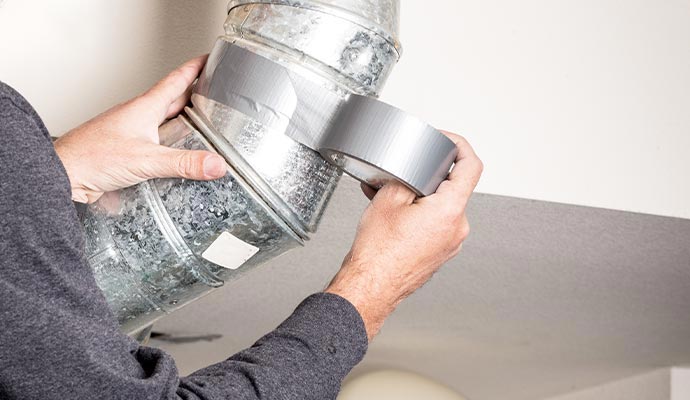 Professional worker sealing duct